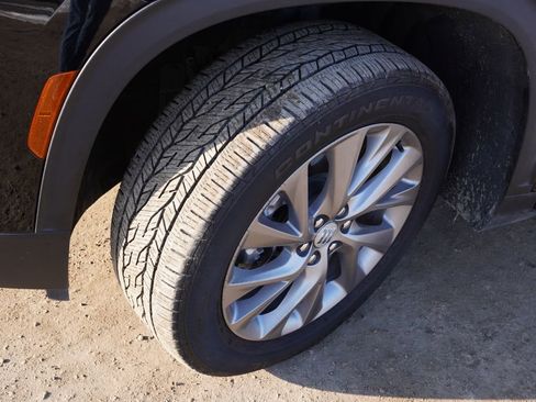 Certified 2025 Buick Enclave Preferred image 13