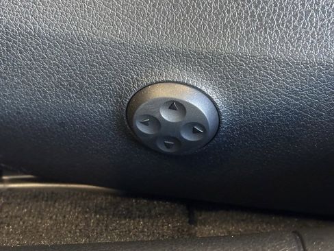 Certified 2025 Mercedes-Benz C 300 Sedan image 22