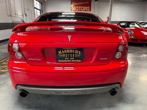 Used 2005 Pontiac GTO RWD image 12