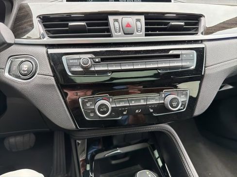Used 2018 BMW X2 xDrive28i w/ Convenience Package AWD/4WD image 16