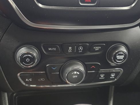 Used 2020 Jeep Cherokee Latitude image 24