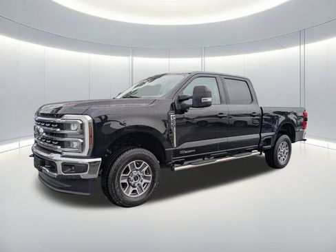 Used 2024 Ford F250 Lariat AWD/4WD image 1