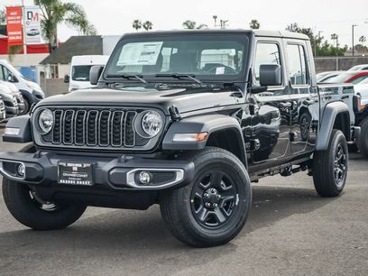 New 2026 Jeep Gladiator Sport