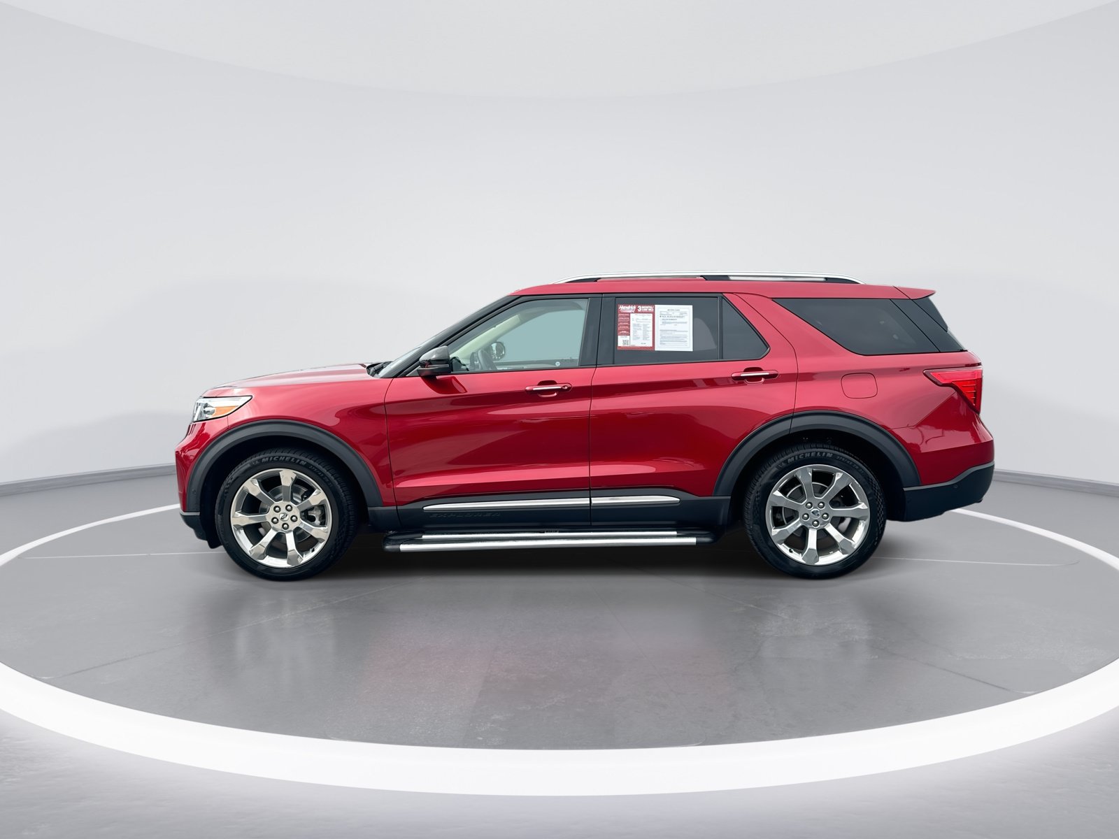 Used 2020 Ford Explorer Platinum w/ Premium Technology Package AWD/4WD image 6
