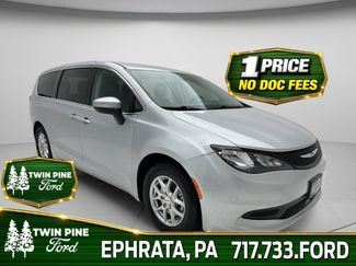 Used 2022 Chrysler Voyager LX FWD video 1