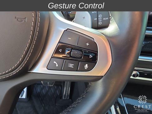 Used 2024 BMW X7 xDrive40i w/ M Sport Package image 16