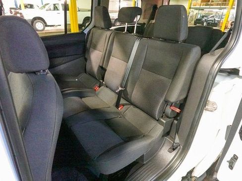Used 2018 Ford Transit Connect XL image 21