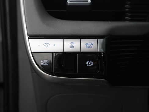 Certified 2024 Hyundai Ioniq 5 Limited AWD/4WD image 28