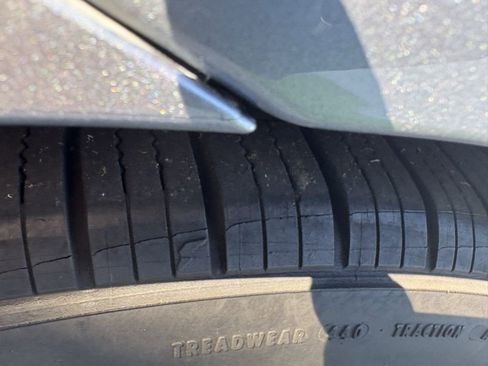 Used 2014 Hyundai Genesis 5.0 R-Spec image 24