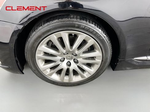 Used 2017 Lexus LS 460 w/ Comfort Package RWD image 39