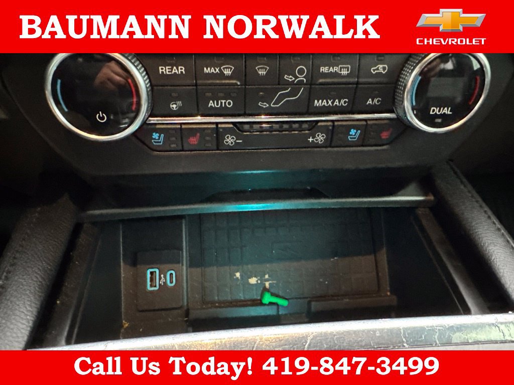 Used 2020 Ford Expedition XLT w/ Equipment Group 202A AWD/4WD image 23