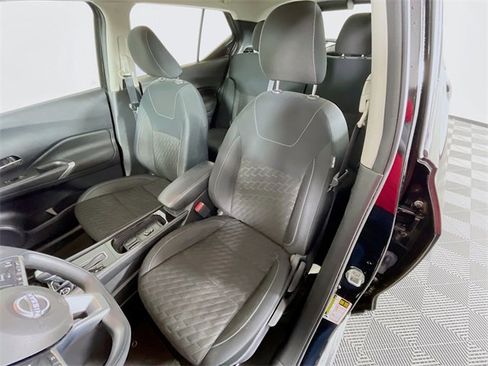 Used 2022 Nissan Kicks SV image 20