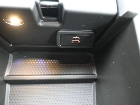 New 2026 BMW M440i Convertible image 4