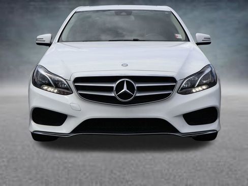 Used 2016 Mercedes-Benz E 350 4MATIC Sedan image 25