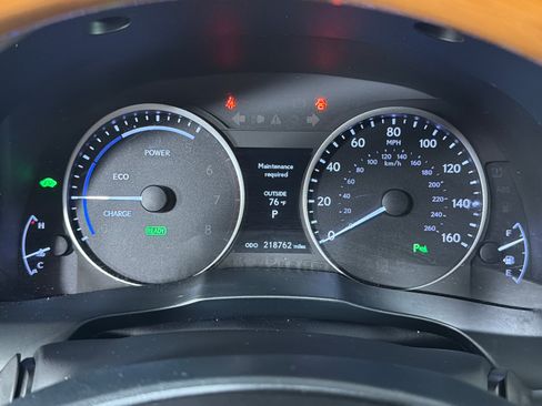 Used 2015 Lexus ES 300h w/ Navigation System Package FWD image 19