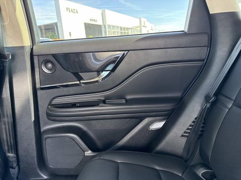 New 2026 Lincoln Corsair Reserve image 16