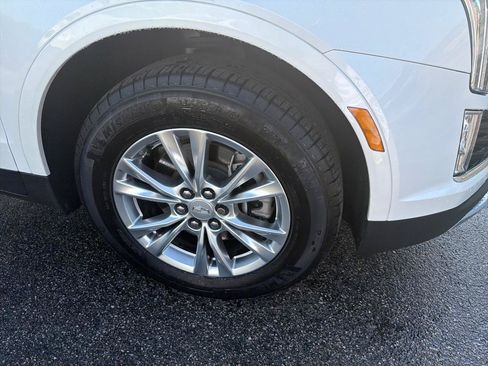 Used 2023 Cadillac XT5 Premium Luxury AWD/4WD image 4