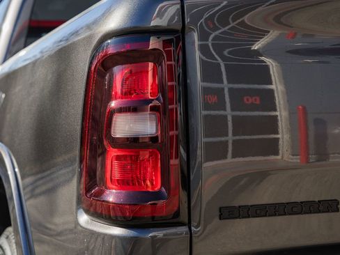 New 2026 RAM 1500 4x4 Crew Cab image 8