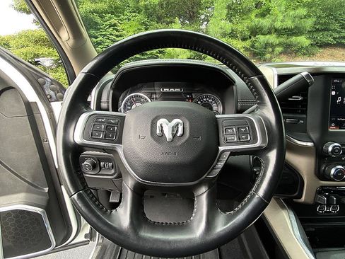 Used 2022 RAM 2500 Laramie AWD/4WD image 14