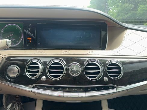 Used 2014 Mercedes-Benz S 550 Sedan w/ Sport Package Plus One image 16