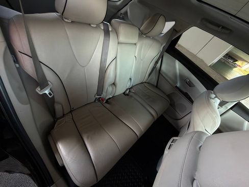 Used 2011 Toyota Venza AWD image 27