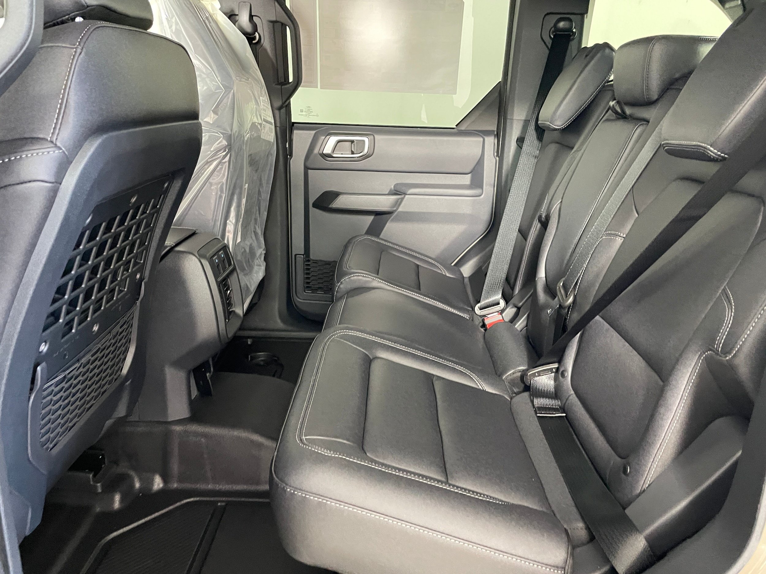 New 2026 Ford Bronco Badlands w/ Sasquatch Package AWD/4WD image 10