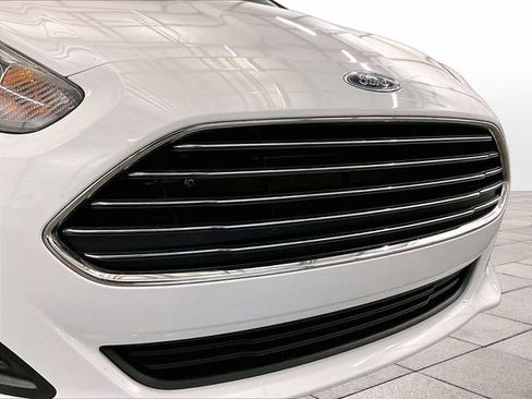 Certified 2019 Ford Fiesta SE w/ Cold Weather Package FWD image 29