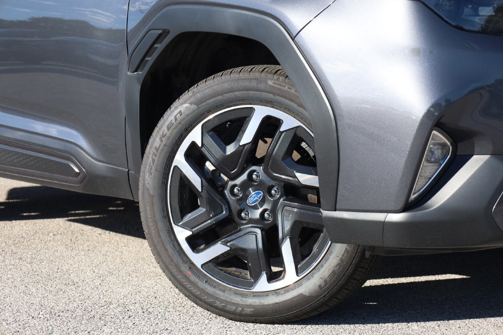 Used 2026 Subaru Forester Limited AWD/4WD image 3