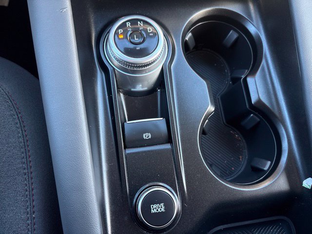 Used 2025 Ford Explorer Active AWD/4WD image 9