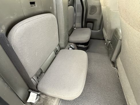 Used 2018 Nissan Frontier S image 15