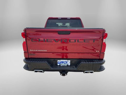 Used 2026 Chevrolet Silverado 1500 LT Trail Boss w/ LPO, Dark Essentials Package AWD/4WD image 4