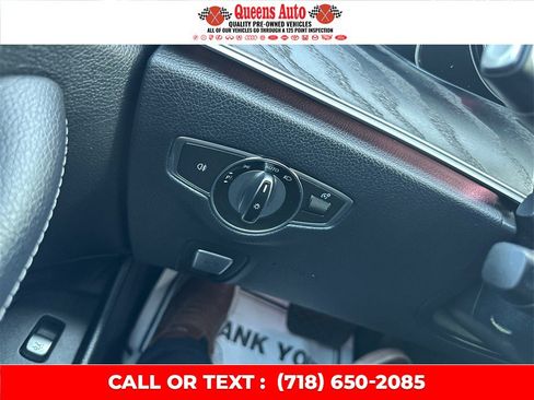 Used 2018 Mercedes-Benz E 300 image 22