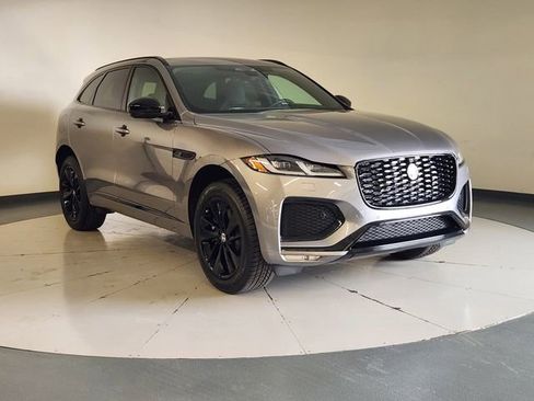 New 2026 Jaguar F-PACE R-Dynamic S image 7