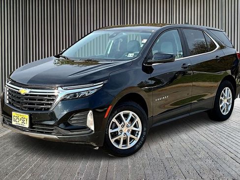 Used 2023 Chevrolet Equinox LT image 12