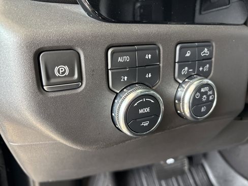 Used 2024 GMC Sierra 1500 SLT AWD/4WD image 14