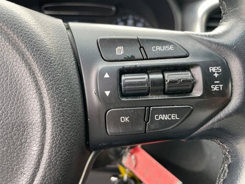 Used 2016 Kia Sorento EX image 23