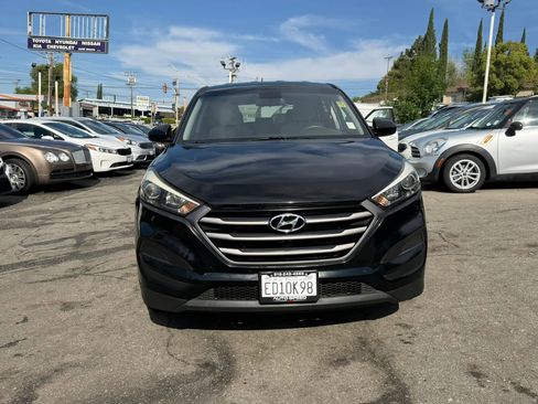 Used 2016 Hyundai Tucson SE FWD image 2