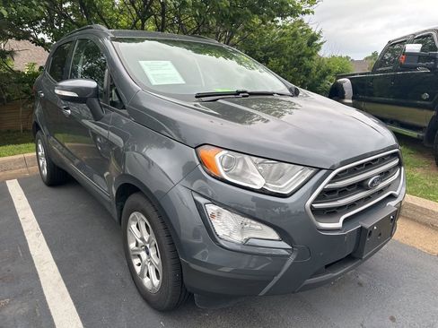 Used 2020 Ford EcoSport SE FWD image 2