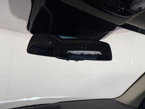 Used 2026 BMW X7 xDrive40i AWD/4WD image 18