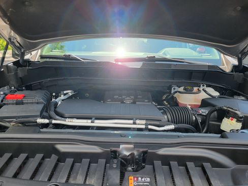 Used 2024 Chevrolet Silverado 1500 LT w/ Protection Package RWD image 14