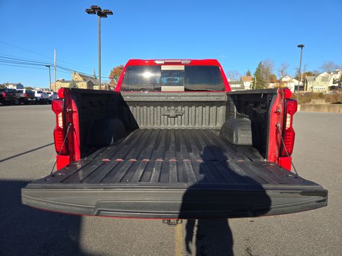 Used 2021 Chevrolet Silverado 1500 LT image 5