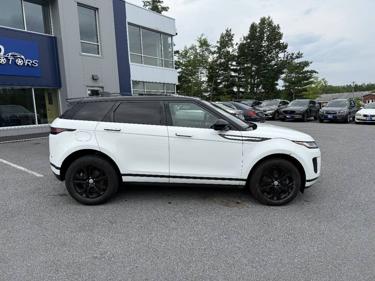 Used 2020 Land Rover Range Rover Evoque S AWD/4WD image 5