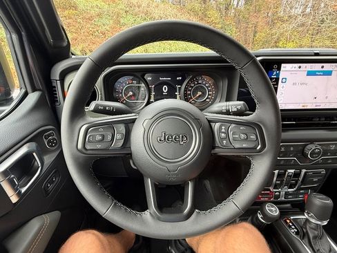 New 2026 Jeep Gladiator Mojave image 21