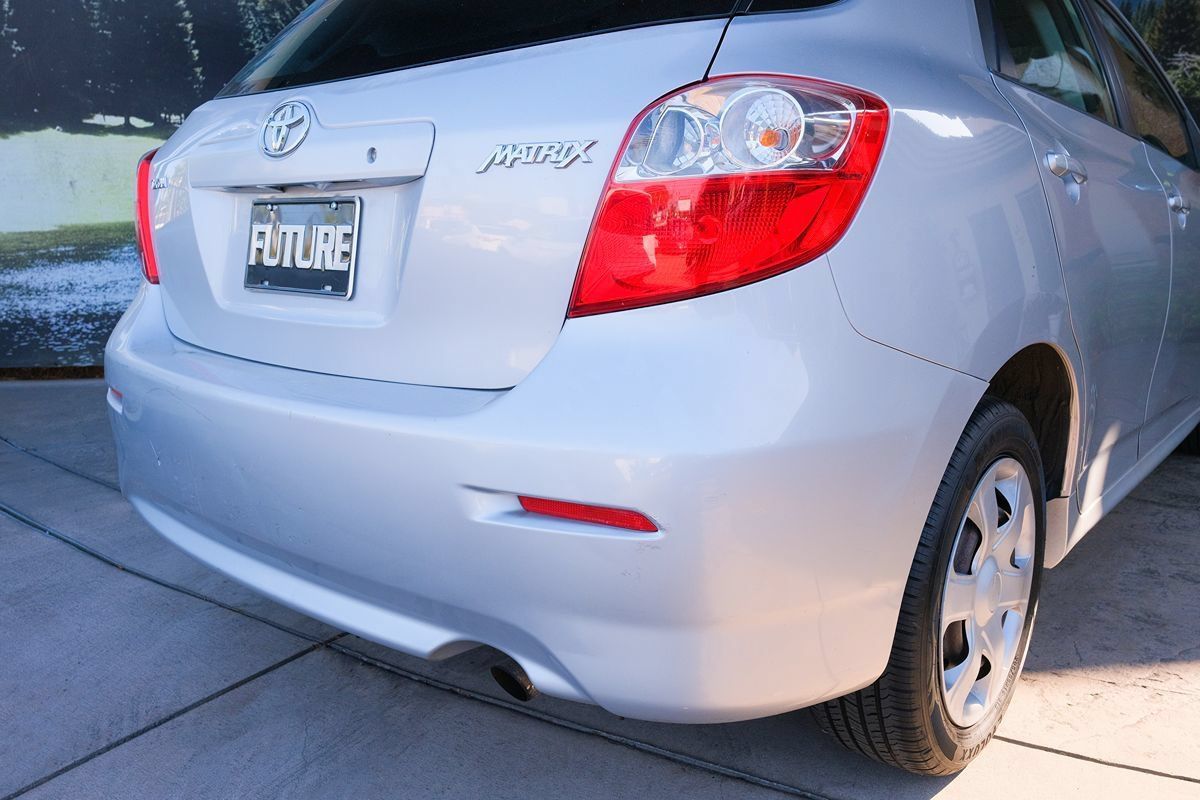 Used 2009 Toyota Matrix FWD image 30