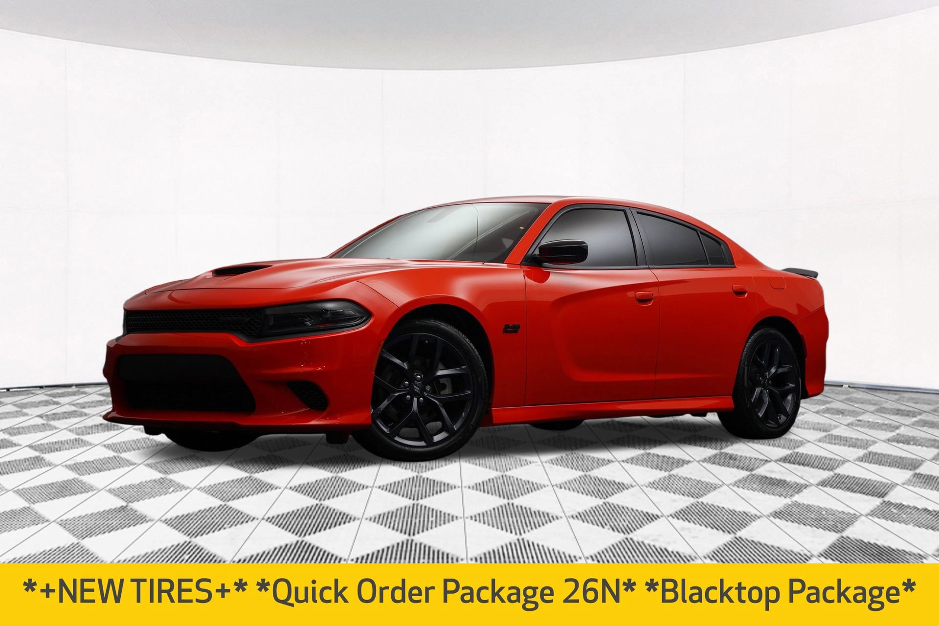 Used 2023 Dodge Charger R/T w/ Blacktop Package RWD image 2