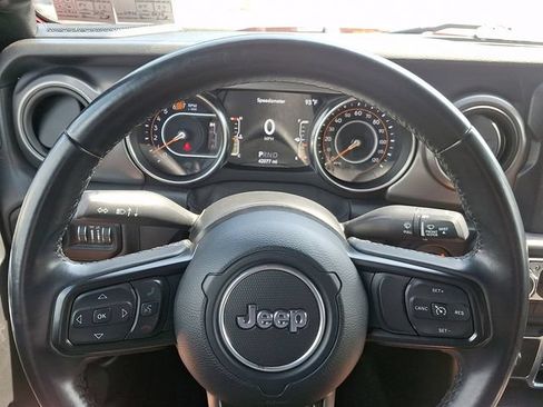 Used 2021 Jeep Wrangler Unlimited Sport AWD/4WD image 25