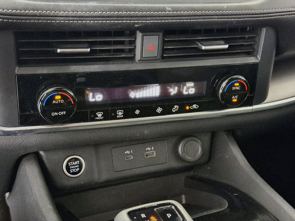 Used 2023 Nissan Rogue SV FWD image 19