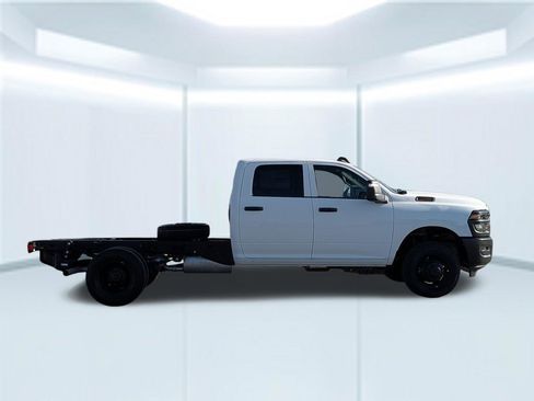 New 2026 RAM 3500 Tradesman image 9