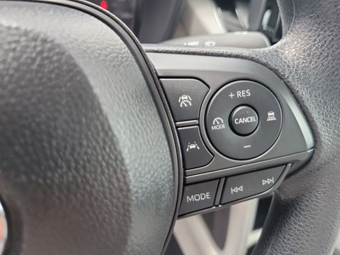 Certified 2025 Toyota Corolla Cross L FWD image 25