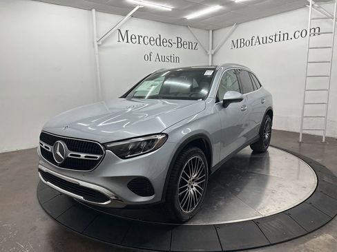 New 2026 Mercedes-Benz GLC 300 image 3